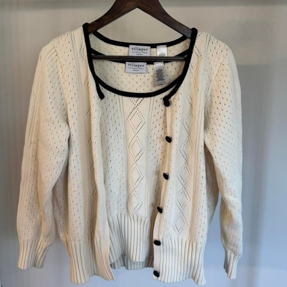 Liz Claiborne Cream Cardigan and Tank Top With Black Velvet Border Size 1X 90s - Picture 3 of 8